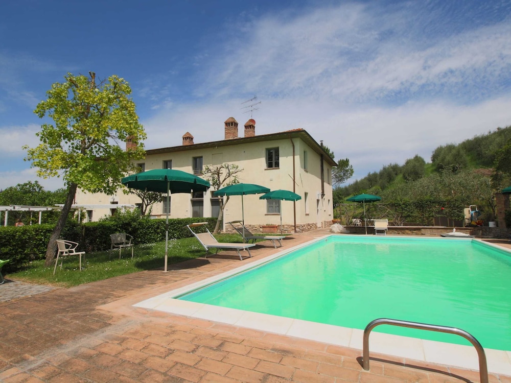 Beautiful Farmhouse in San Gimignano With Pool view 4