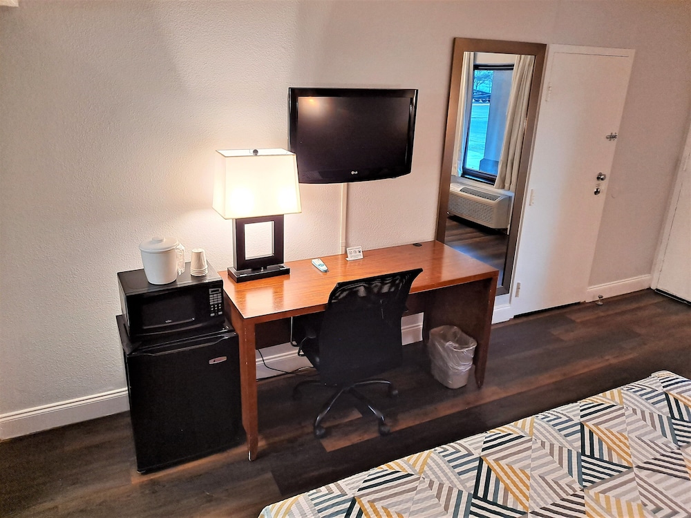 Annapolis Vacations - Motel 6 Catonsville, MD - Baltimore West - Property Image 16