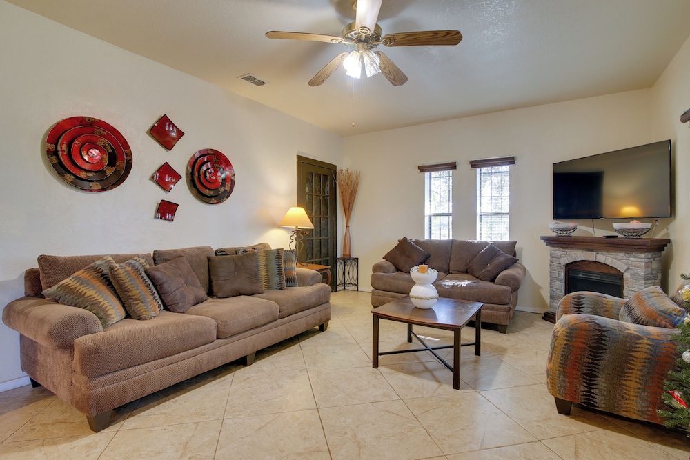 Close to State Parks & Trails: Santa Rosa Home