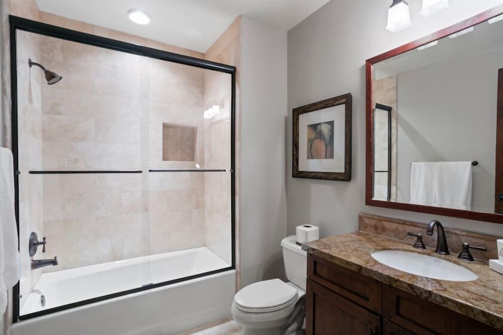 Arrowleaf Lodge- Three Bedroom Residence #307 3 Condo