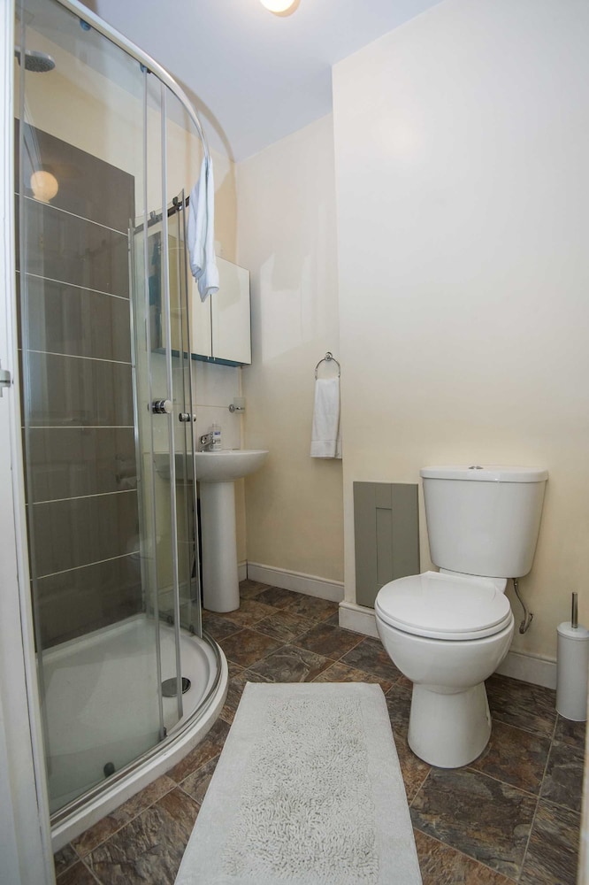 Bradford Apartments Flat 96