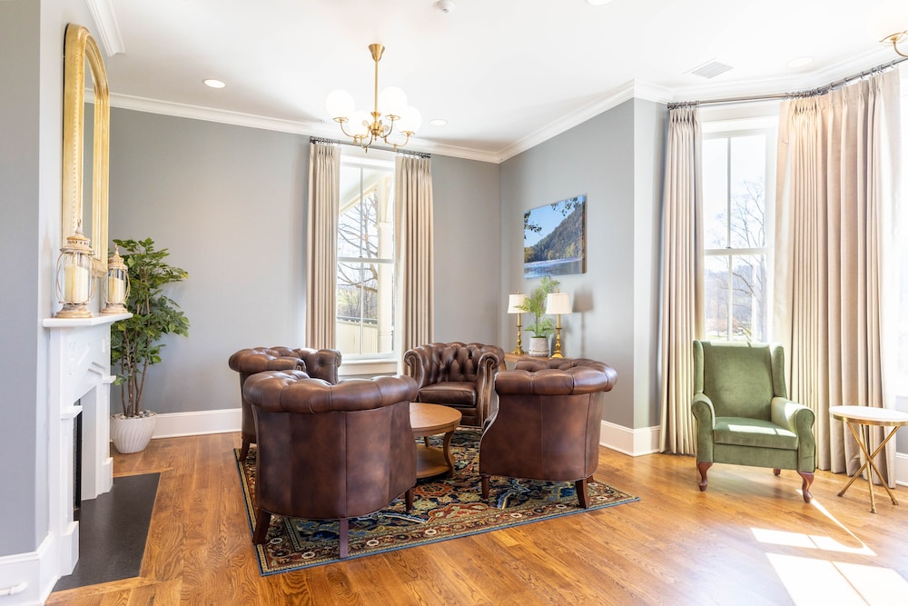 The Inn at Foster Falls - Property Image 35