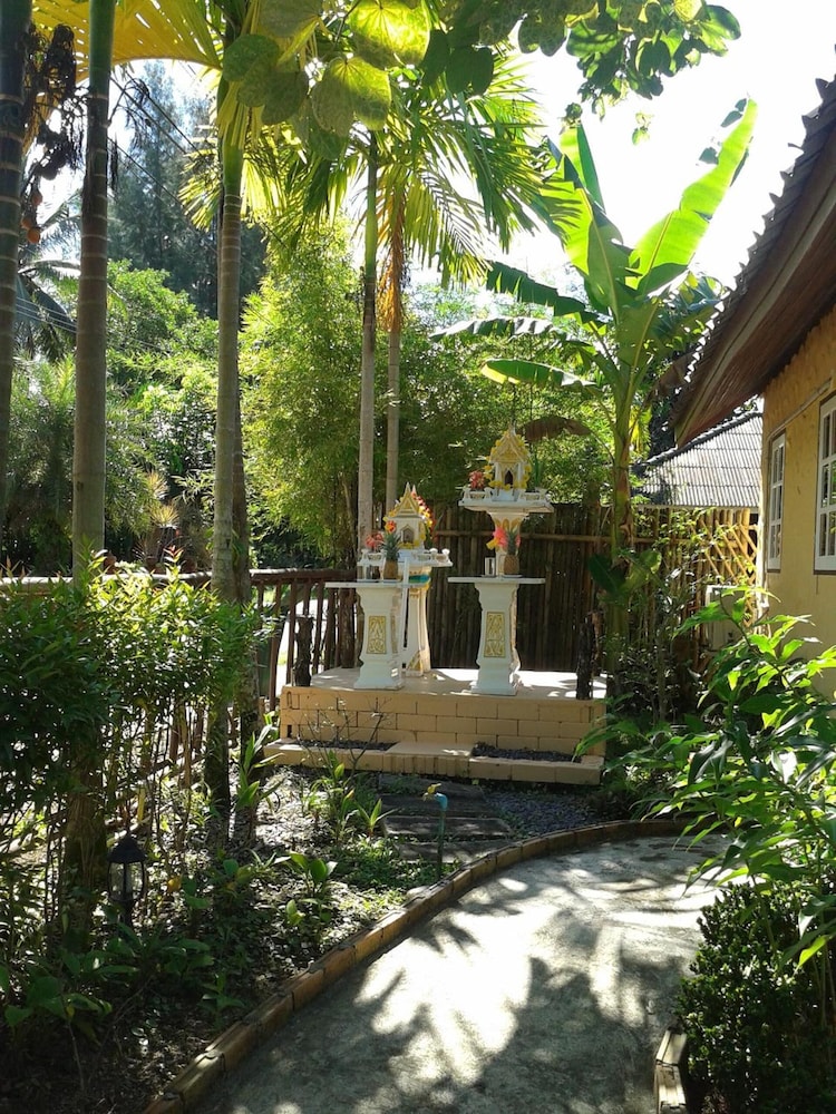 Baan Bamboo Resort