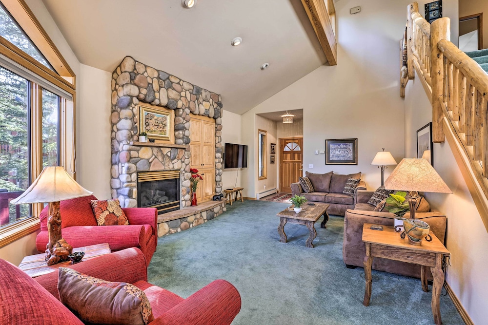 Frisco Retreat w/ Mountain Views & Creek Access! view 5