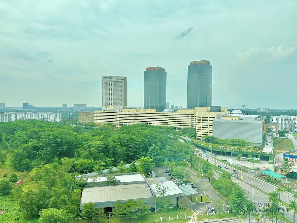 Southkey Mosaic Mid Valley by Stayrene