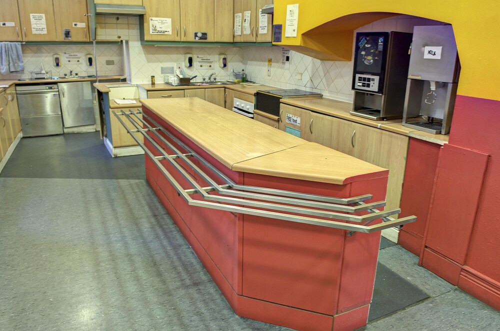 Kinlay House Hostel