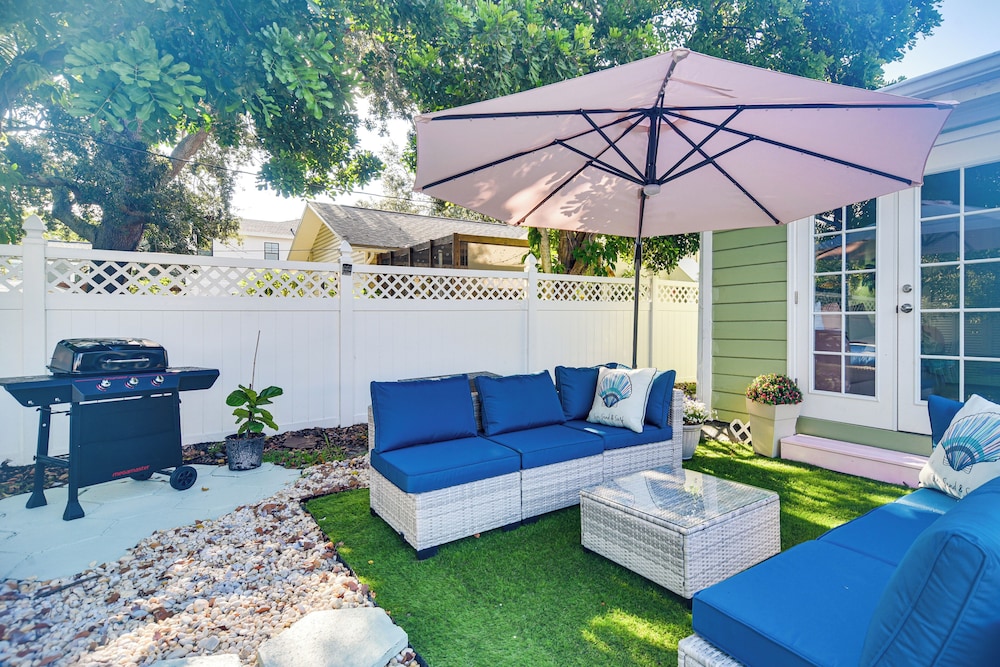 St Pete Home for Retreat & Corporate Travelers