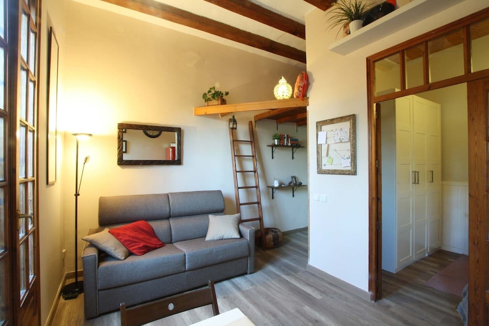 The Wood House Barcelona photo 3