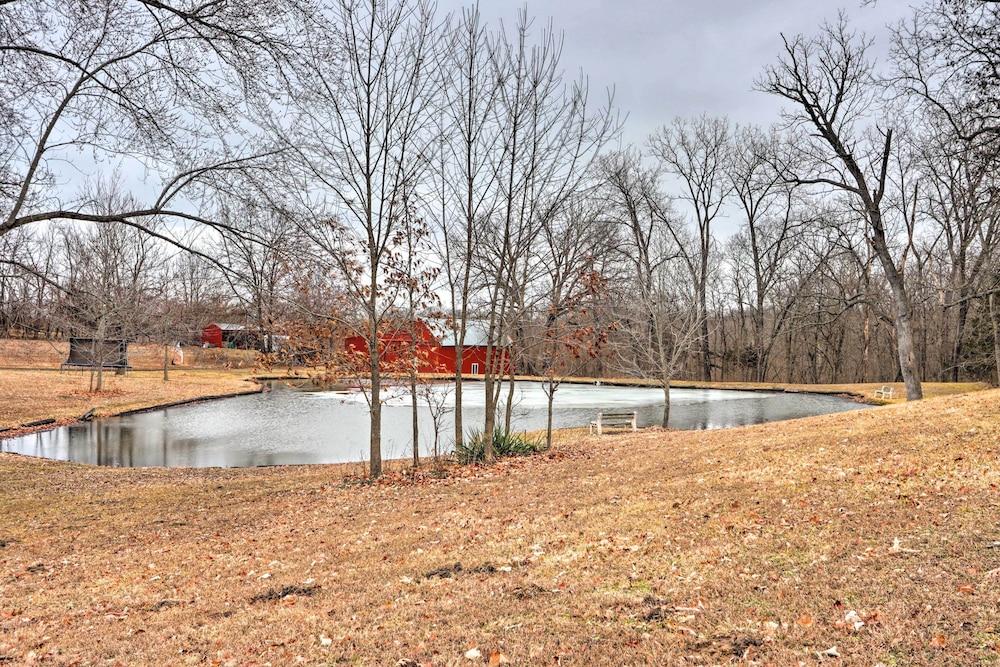 Spacious Home w/ Pond 13 Mi to Columbia! - Property Image 14