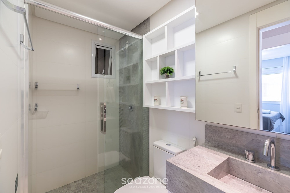 VDT - Apartments 180m From Bombas Beach