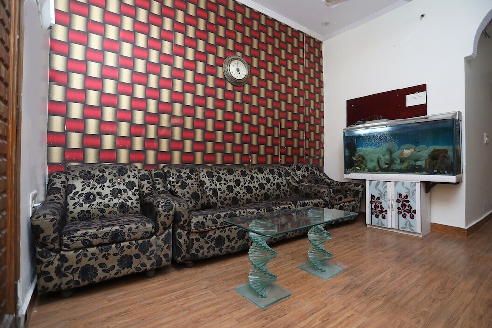 OYO 3814 Home Stay The Castle view 3