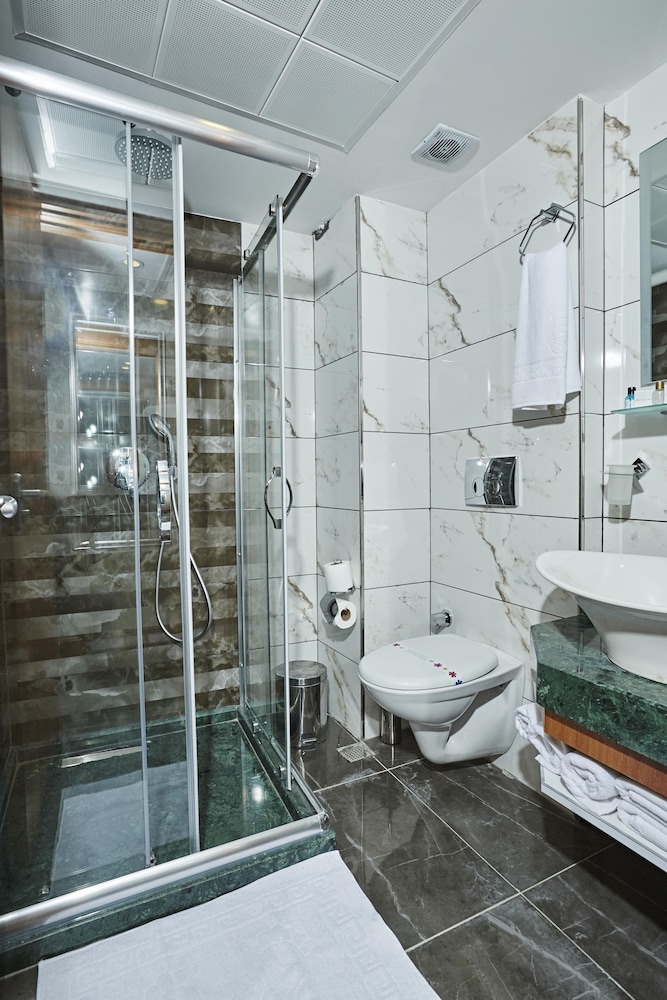 Ilkbal Deluxe Otel & Spa - Image 42