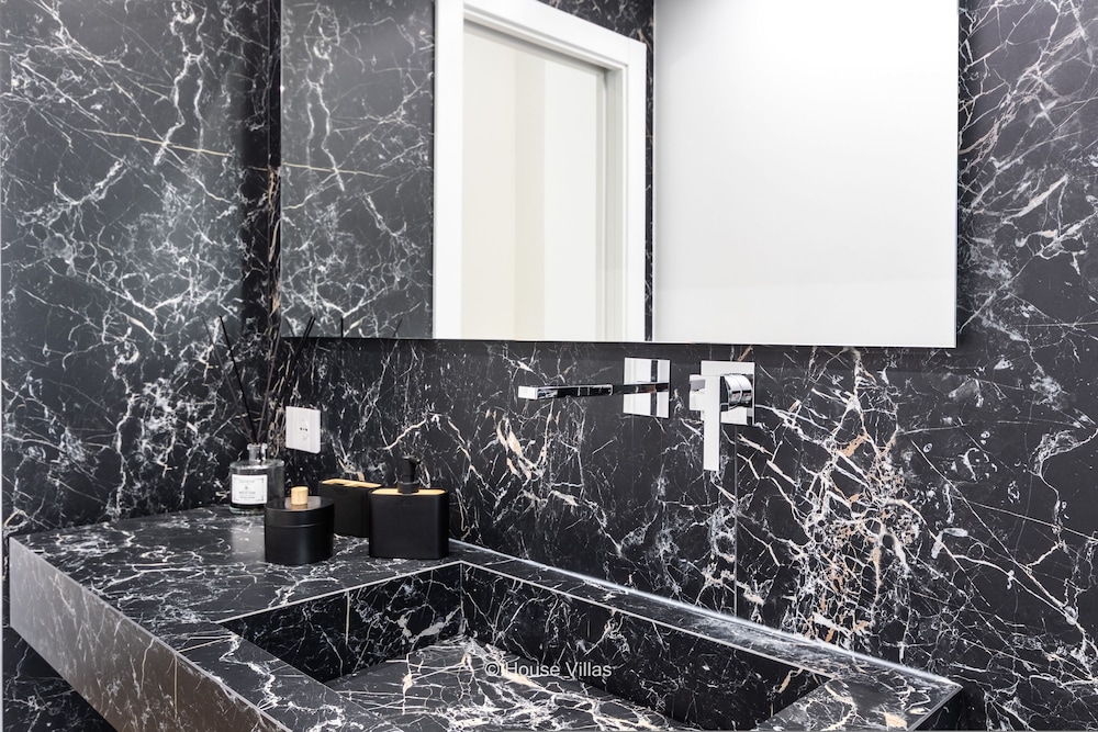Flaben Luxury Villa in Diano Marina