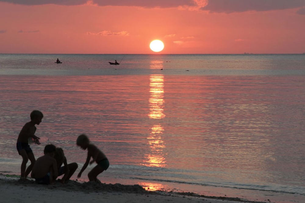 Seaboard Bungalows