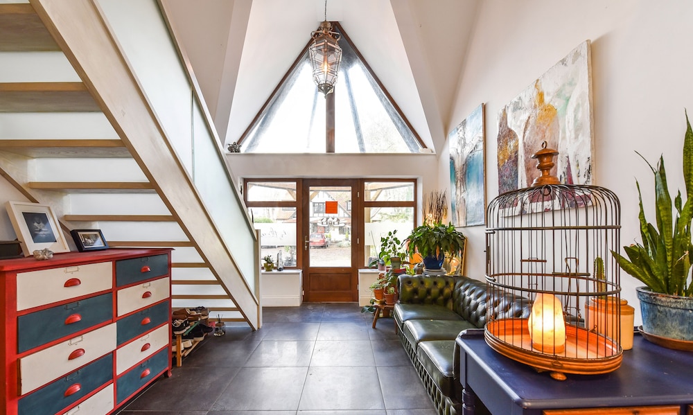 Hotel The Enclave - Image 1