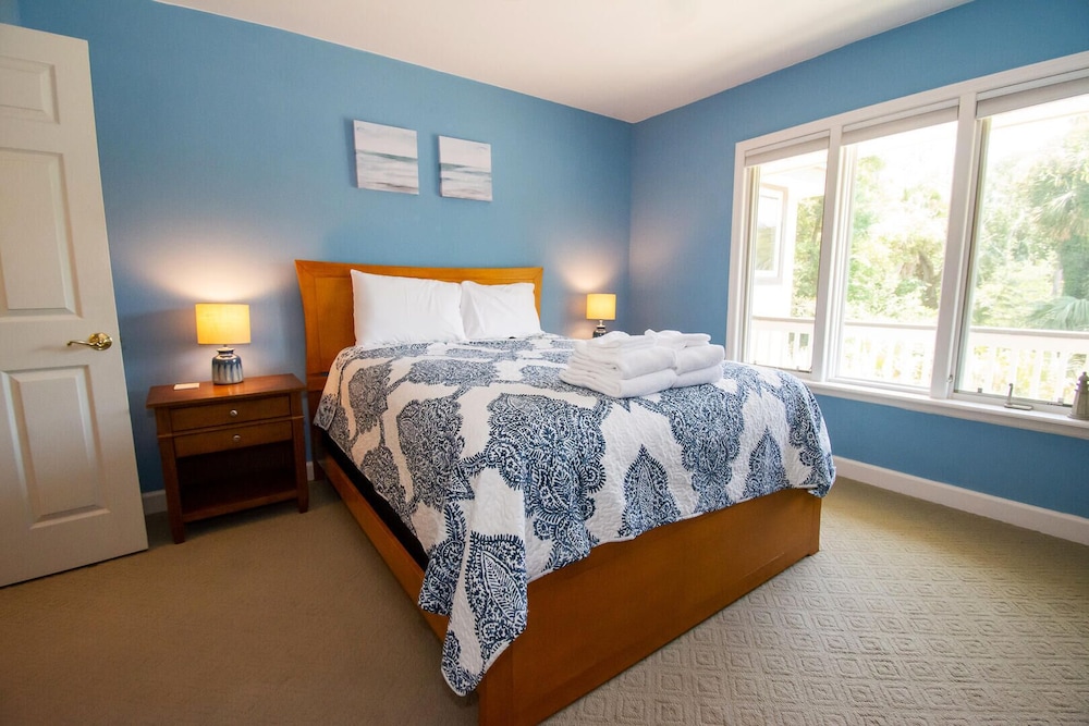 New Rental Property - Golf and Ocean Views - Sleeps 17 view 3