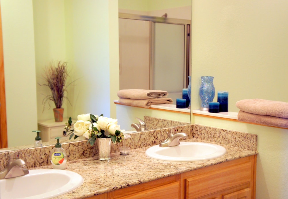 Celebration Cove Table Rock Lakefront Condos