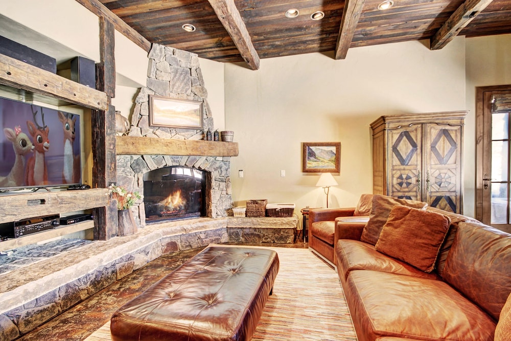 Ski Bridge Lodge - Ski In / Ski Out