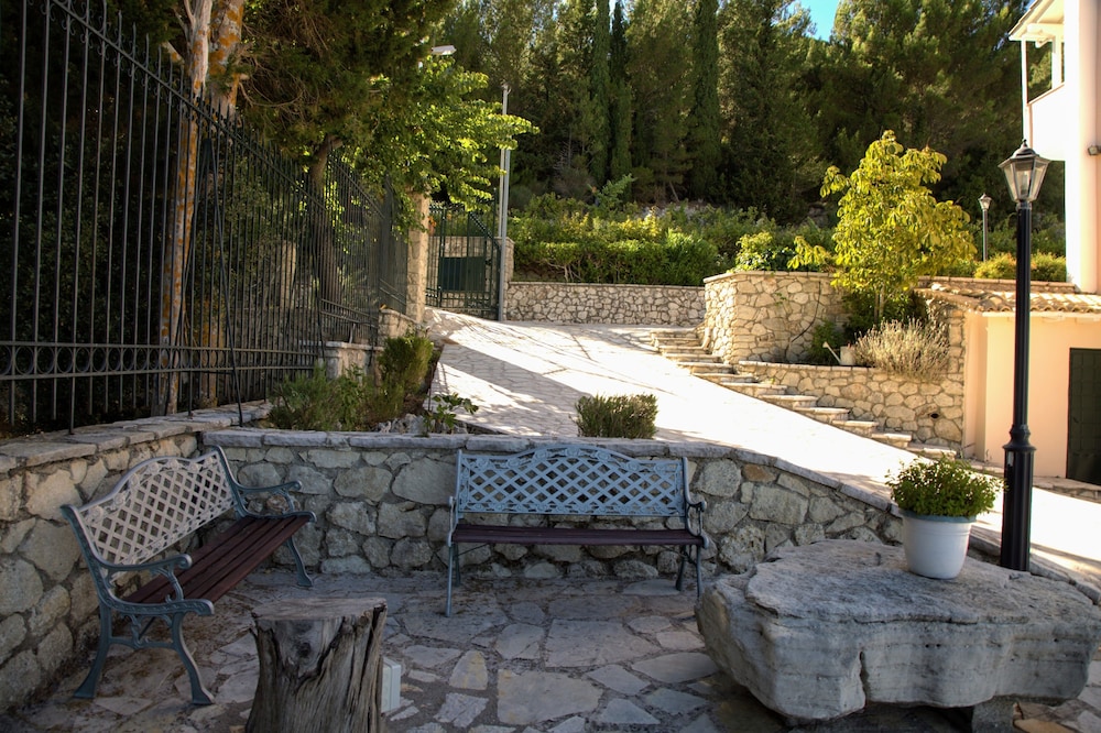 Estate Dafnopanagia