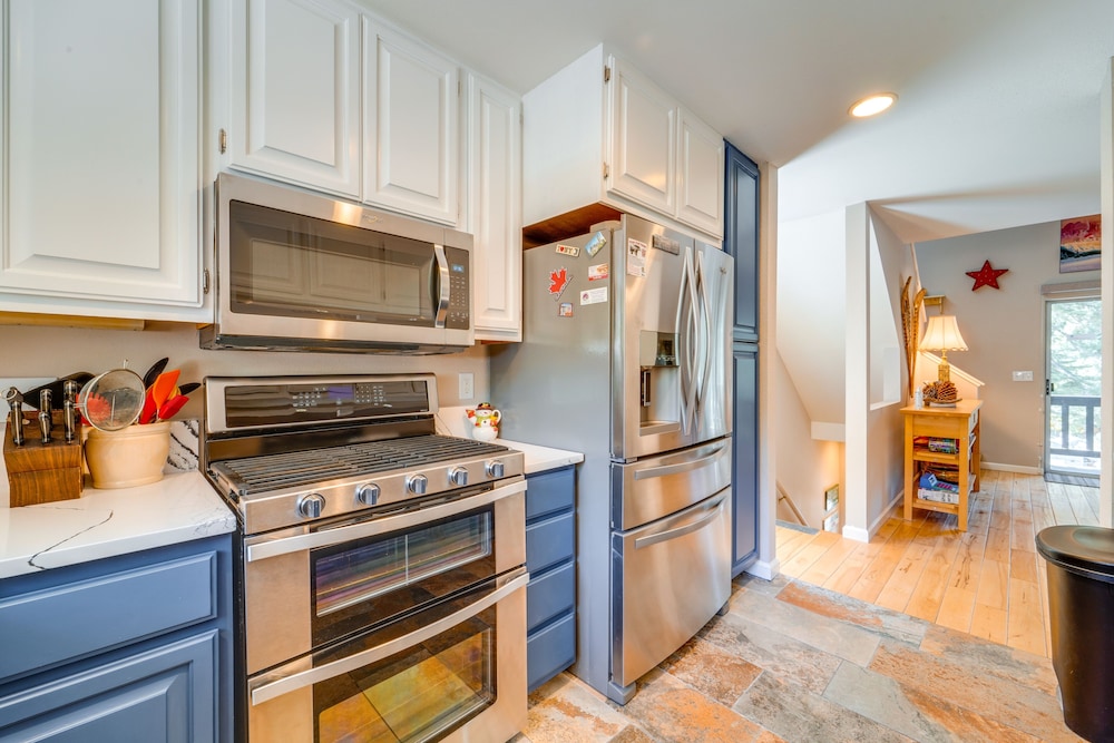 Lake Tahoe Vacations - Incline Village Retreat Near Skiing Beaches - Property Image 25