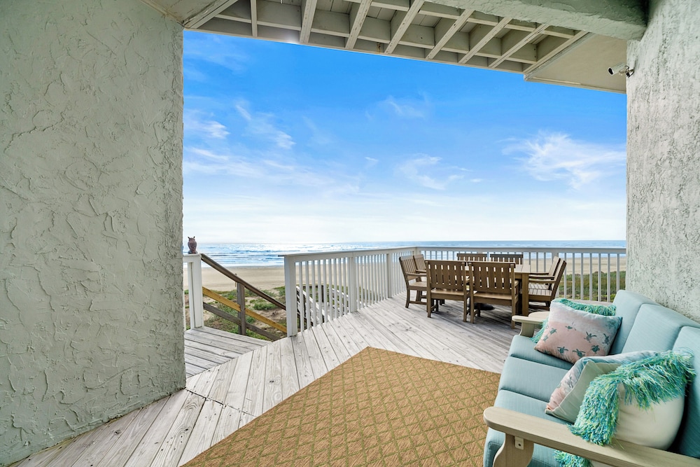 Butterfly Dunes by Ryson Vacation Rentals