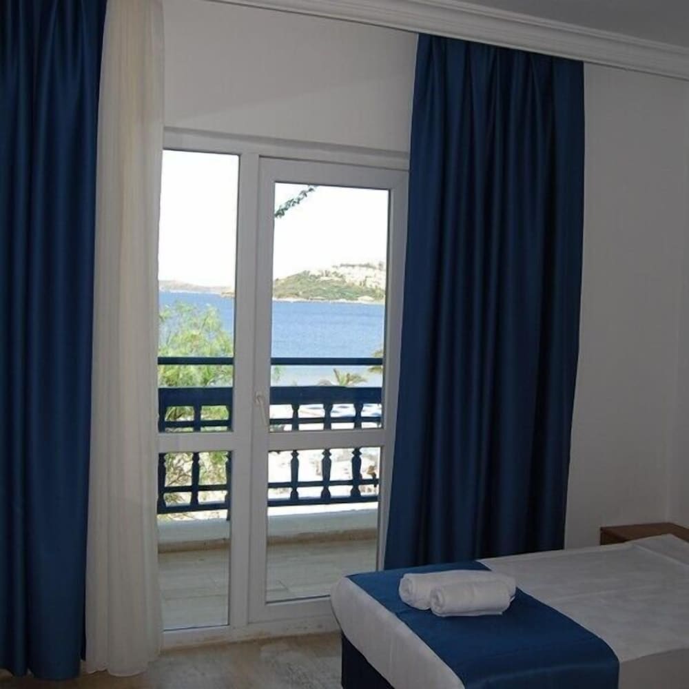 Ladonia Hotels Luna Beach Resort