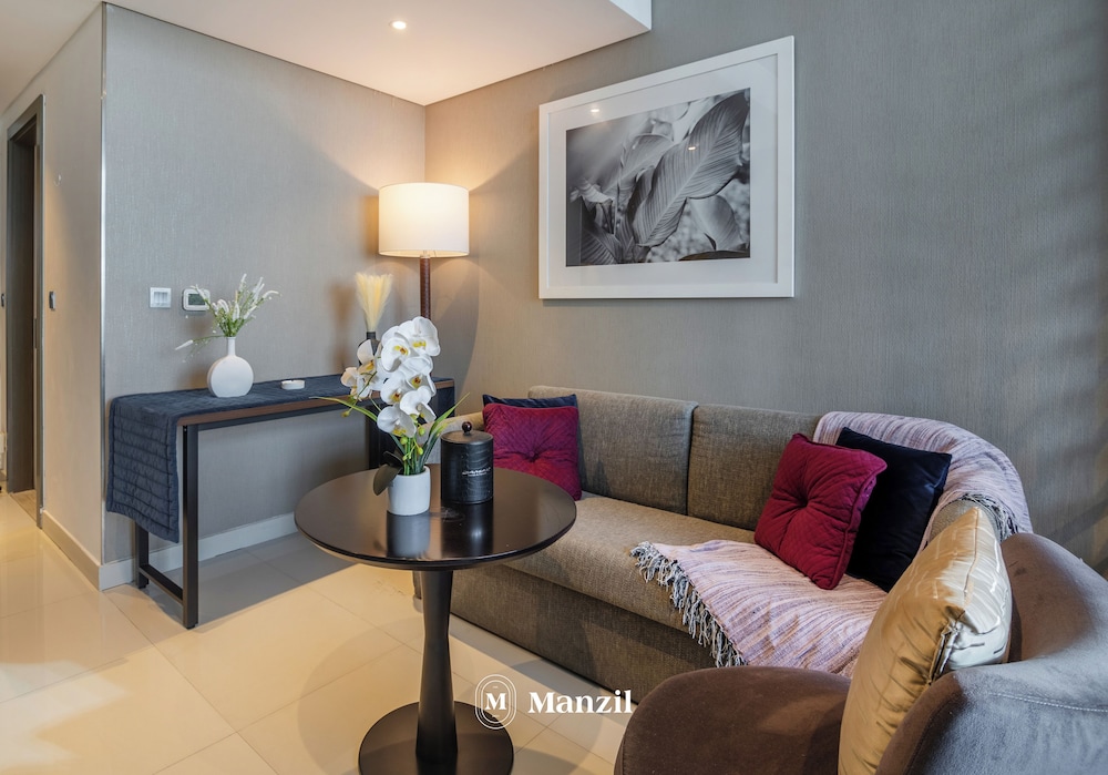 Manzil-Waterfront Studio in Business Bay