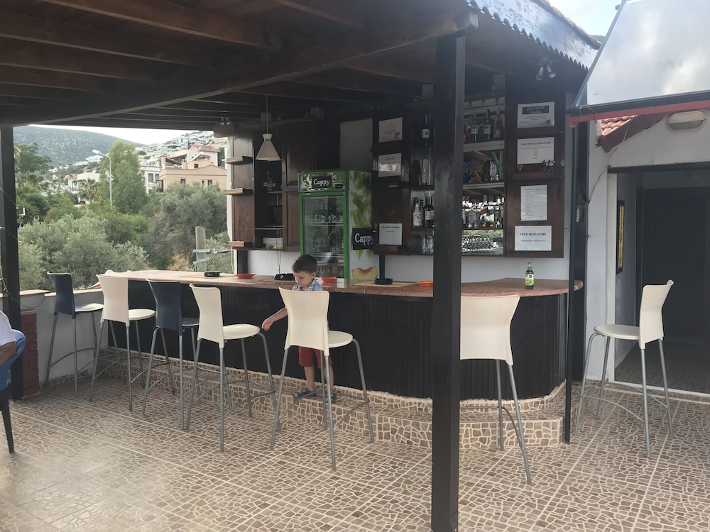 Lizo Hotel - Image 47