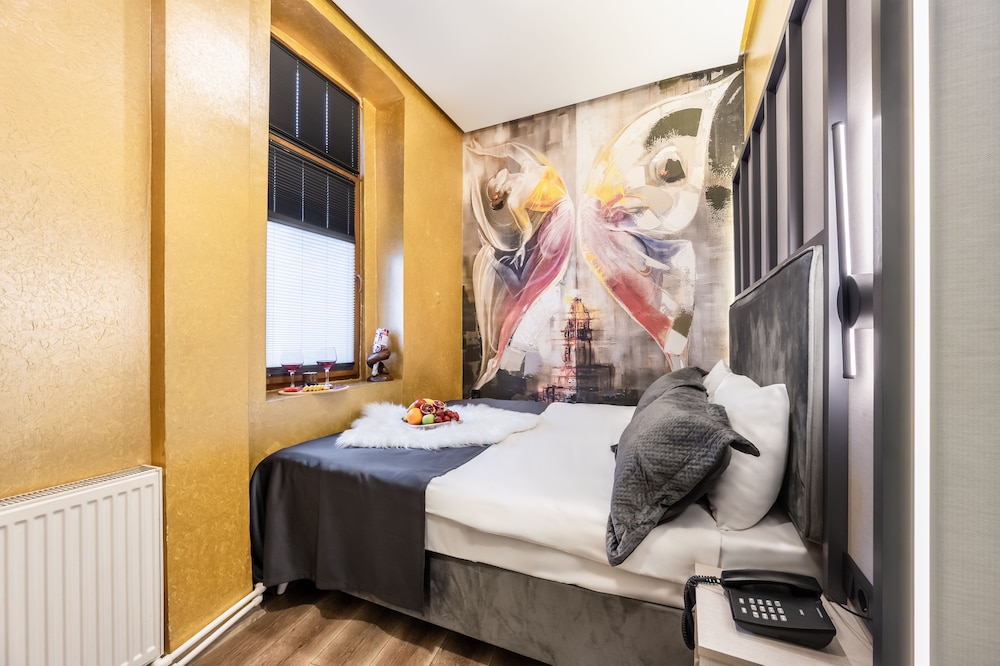 Taksim Terrapia Hotel - Image 32