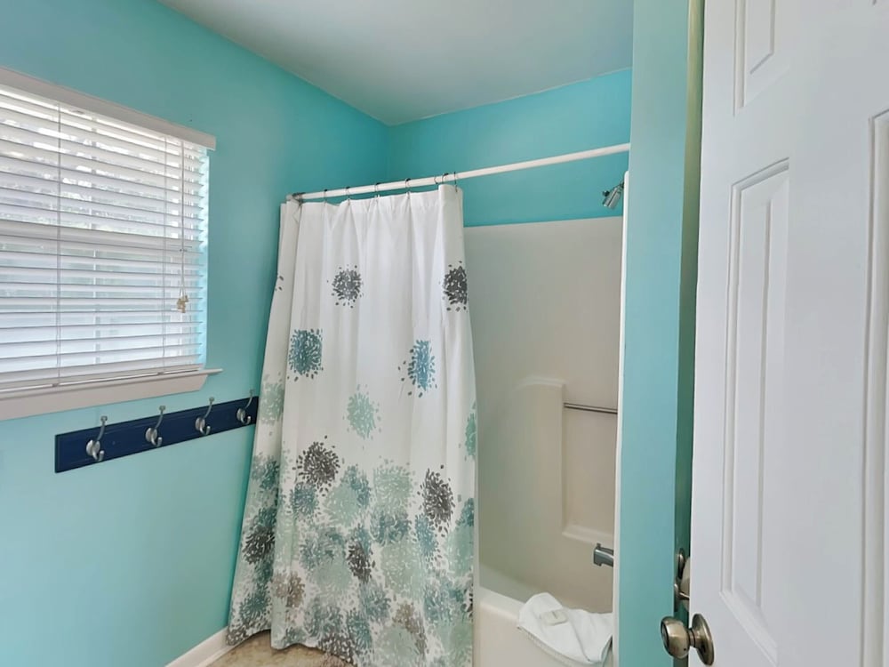 Sea Walk Cottage by Tybee Vacation Rentals