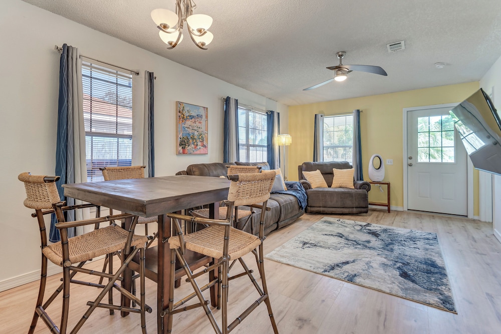 3 Mi to Beach: Quiet Gulf Breeze Gem Near Dtwn