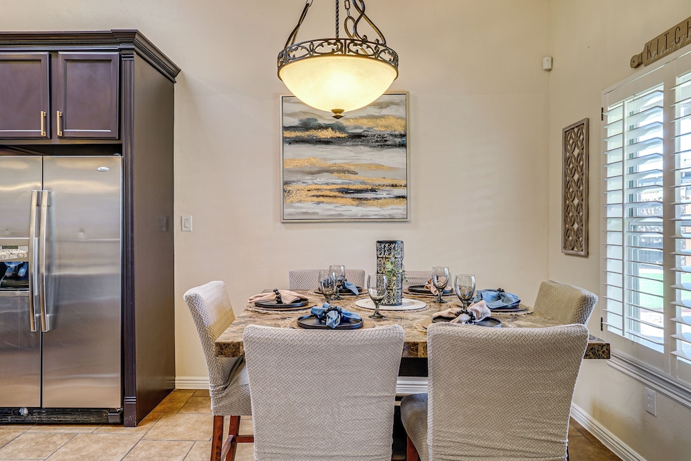 Family-friendly El Paso Home: Hike, Shop & Explore