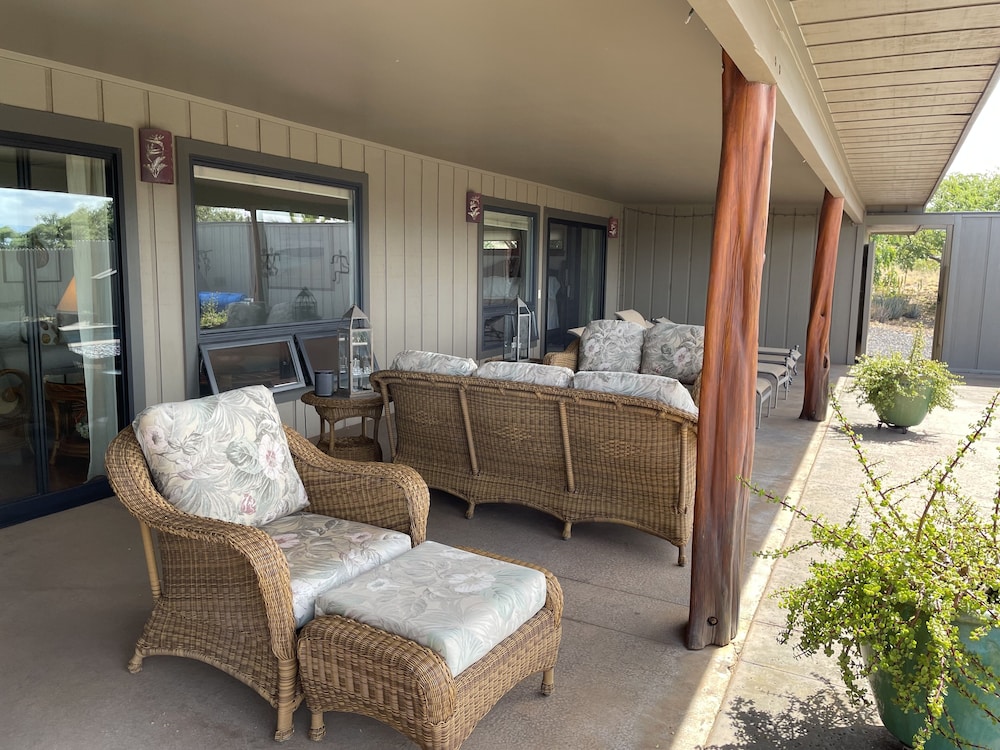 Kohala Estate Home 3 Bedroom Estate by RedAwning