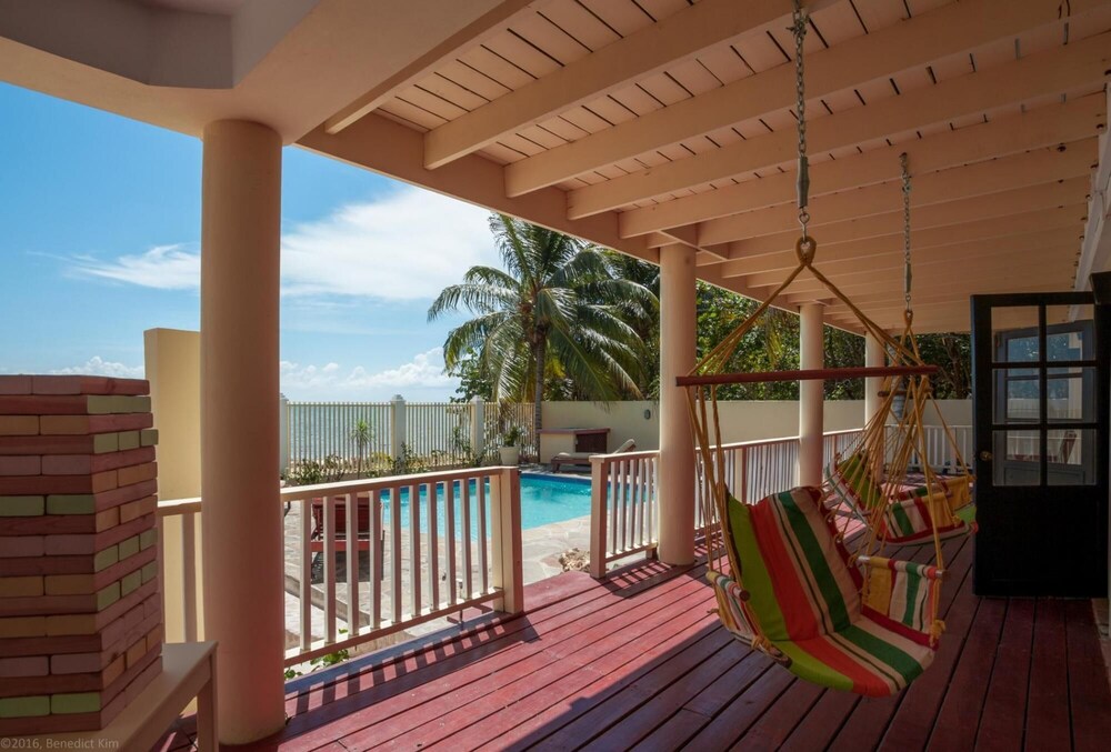 Villa Mission Bay in Belize City