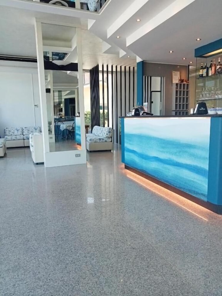 Hotel Alb's