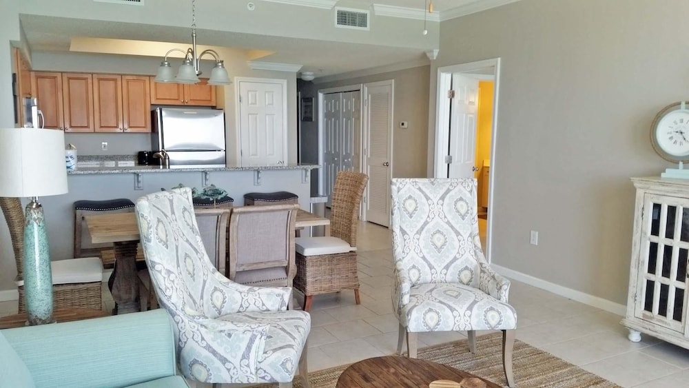 Majestic Sun Condos by Crystal Waters