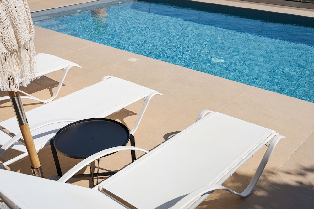 Villa Nefeli Athenian Riviera