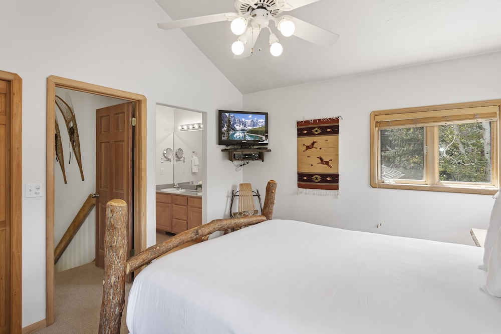 Boulder Creek at Deer Valley Resort - Three Bedroom Condo with Hot Tub #1119 3 Condo