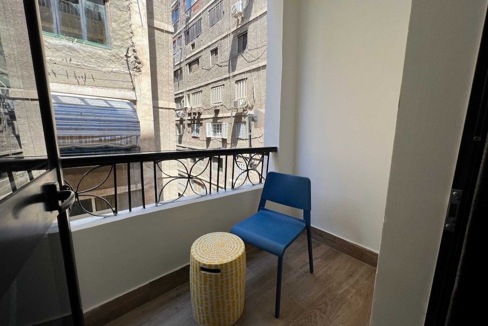 The 2 BDR Sapphire Condo 5 min to CAI Airport