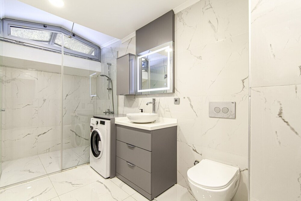 Fully Furnished Flat With Balcony in Sisli