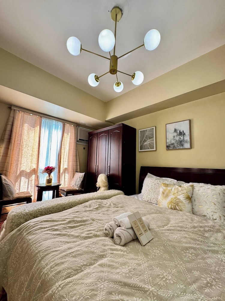 Cozy Studio in Cebu City With Garden View