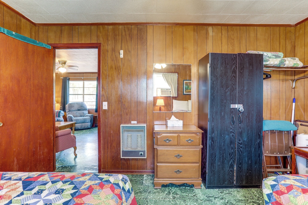 Walk to Greers Ferry Lake! Home w/ Dock Access
