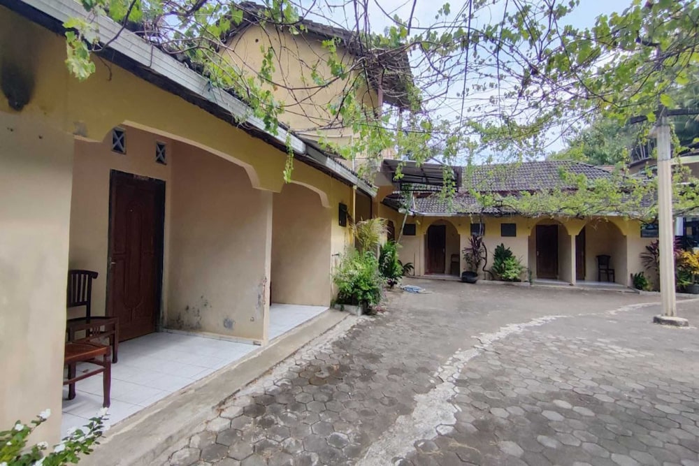 OYO 95108 Nareswari Homestay Syariah