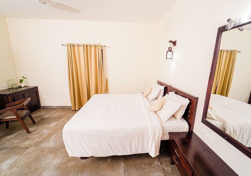 Solaris Beach View Resort by VOYE HOMES view 3