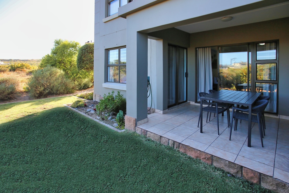 Francolin's Nest, Langebaan, 4-sleeper