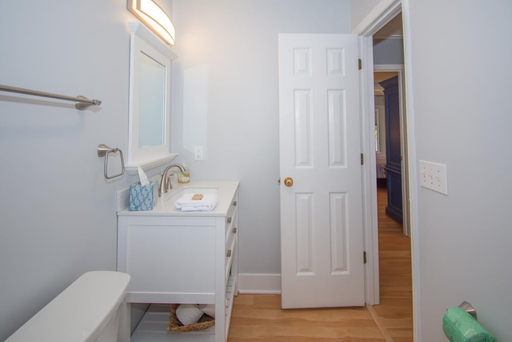 515 Remora Dr view 5