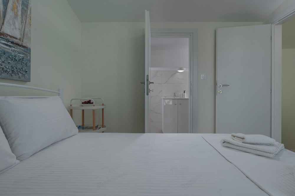 White Pearl Suites Halkidiki