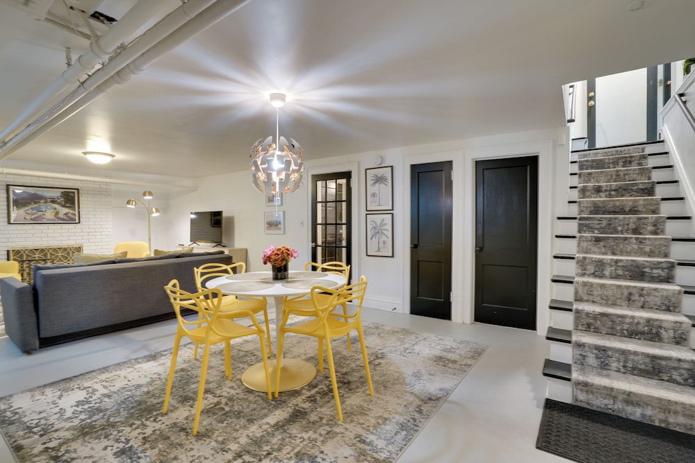 Cozy + Chic Minneapolis Home: 5 Mi to Dtwn! view 3