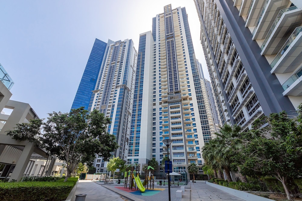 apartment executive tower