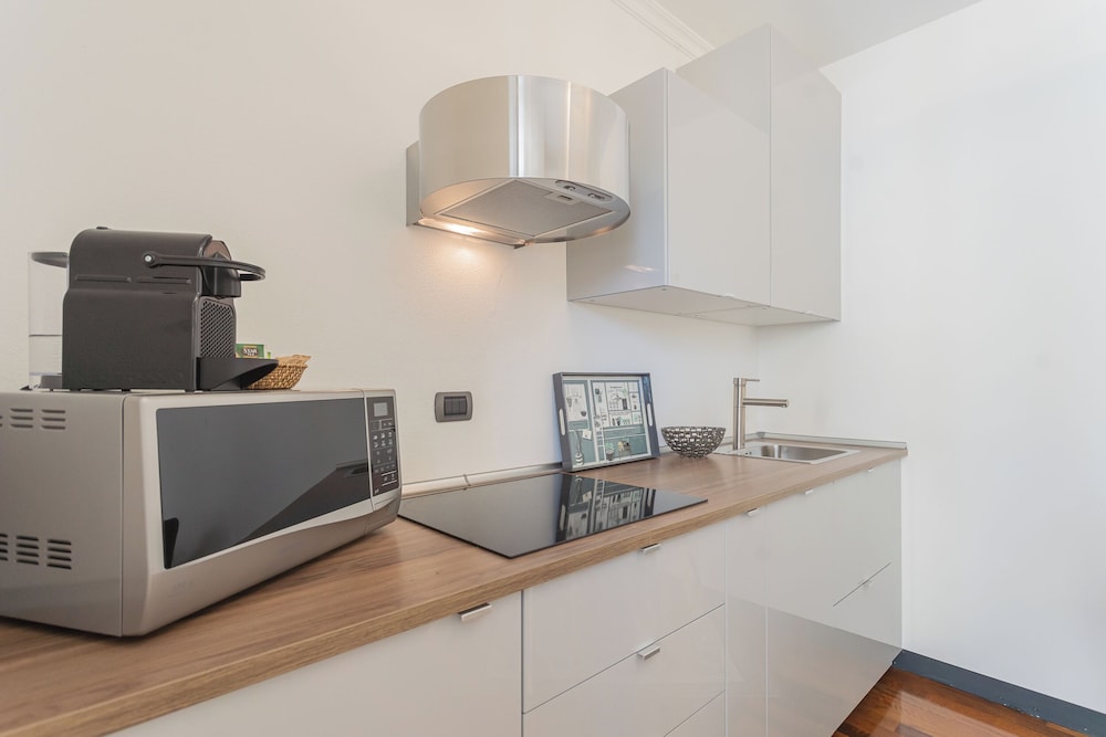 Lake Holiday Como by Rent all Como